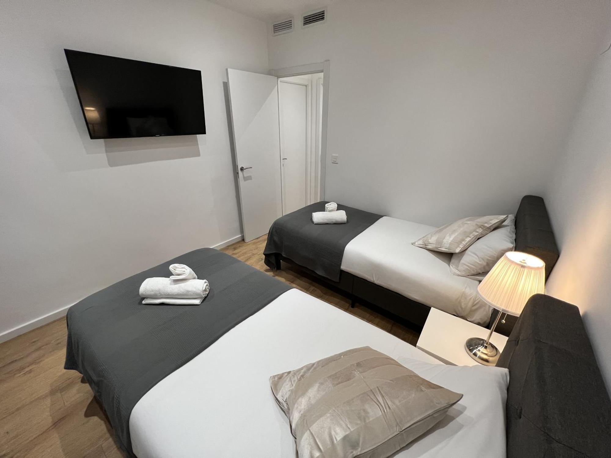 Apartamenticos Plaza Las Armas III Zaragoza Dış mekan fotoğraf