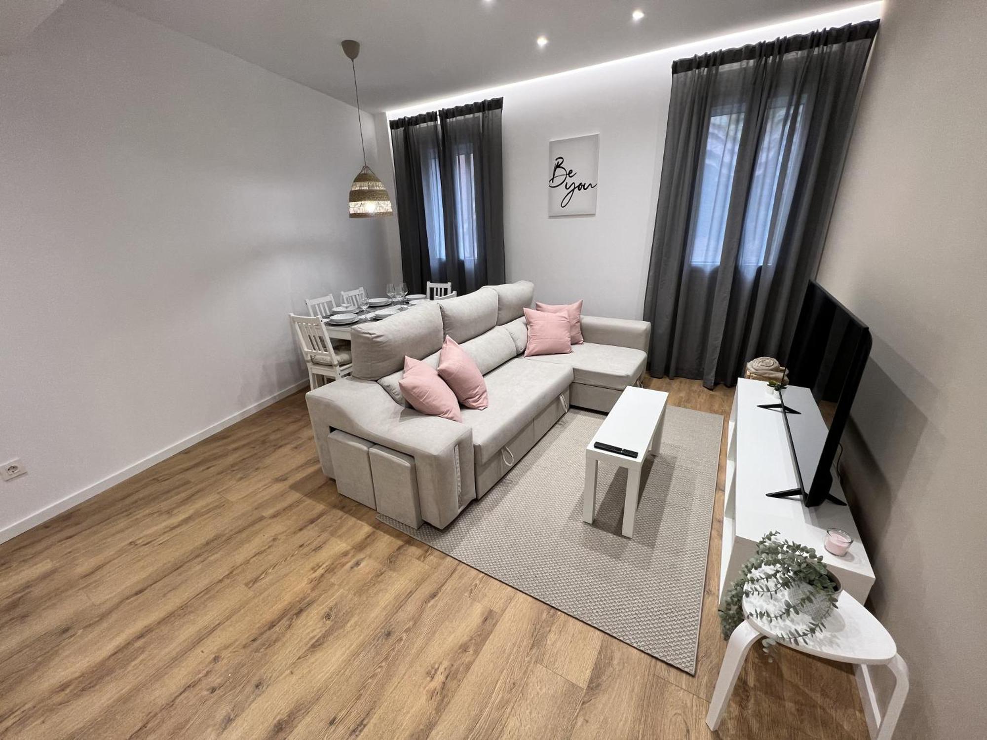 Apartamenticos Plaza Las Armas III Zaragoza Dış mekan fotoğraf
