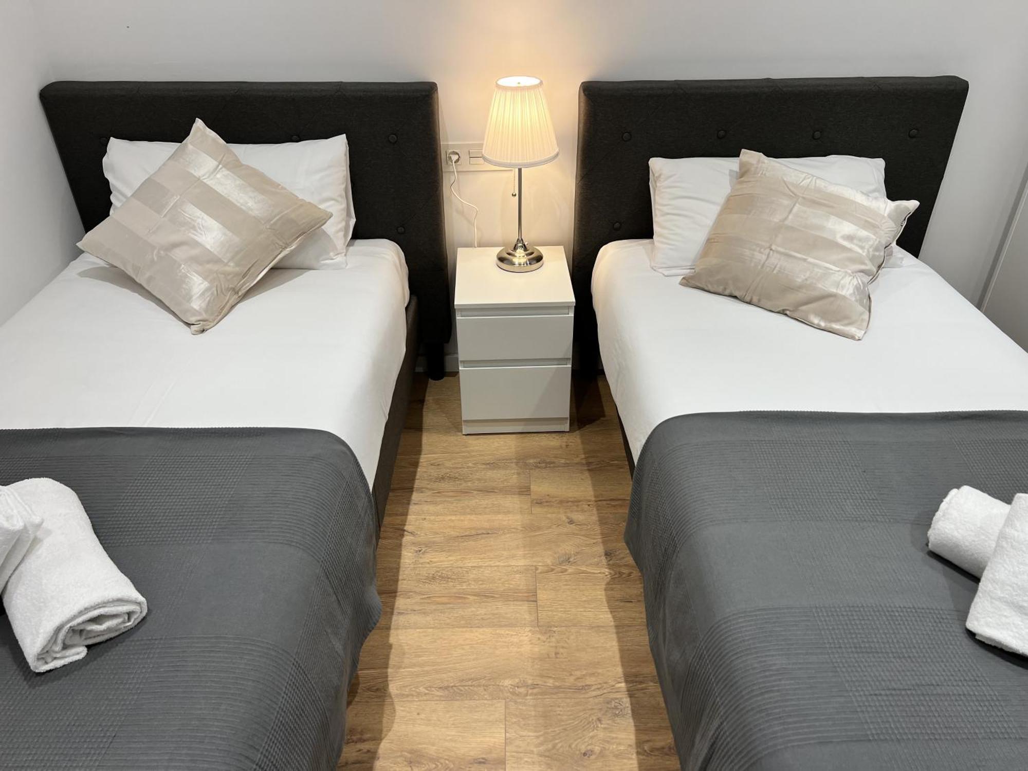 Apartamenticos Plaza Las Armas III Zaragoza Dış mekan fotoğraf